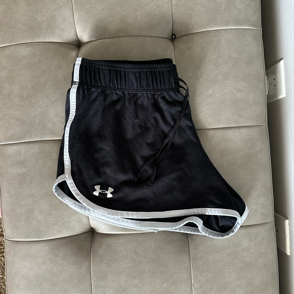 Under Armour Black Athletic Shorts Lightweight Breathable